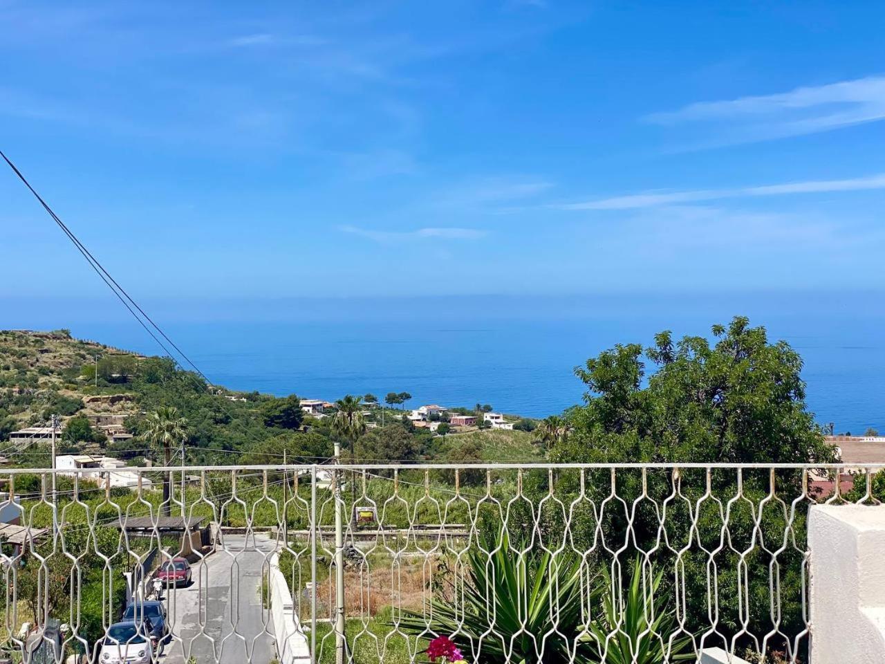 Casa Zagami Villa Malfa  Bagian luar foto