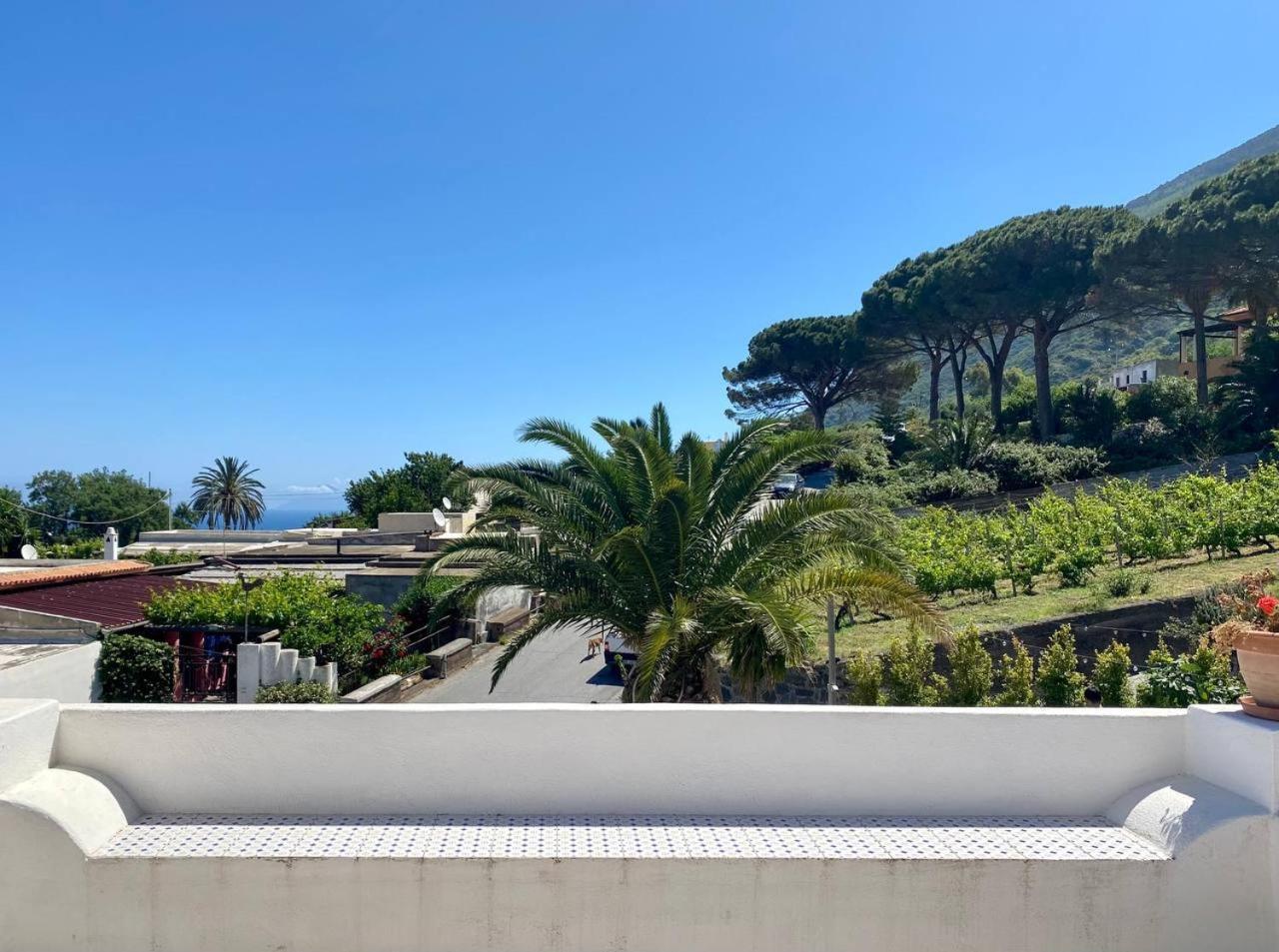 Casa Zagami Villa Malfa  Bagian luar foto